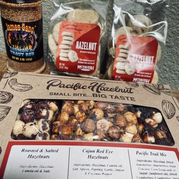 Pacific Hazelnut Cajun Premium Hazelnuts